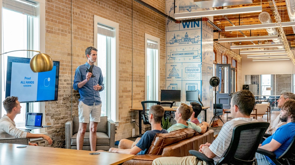 The First 7 Days of a New Client: What Matters Most